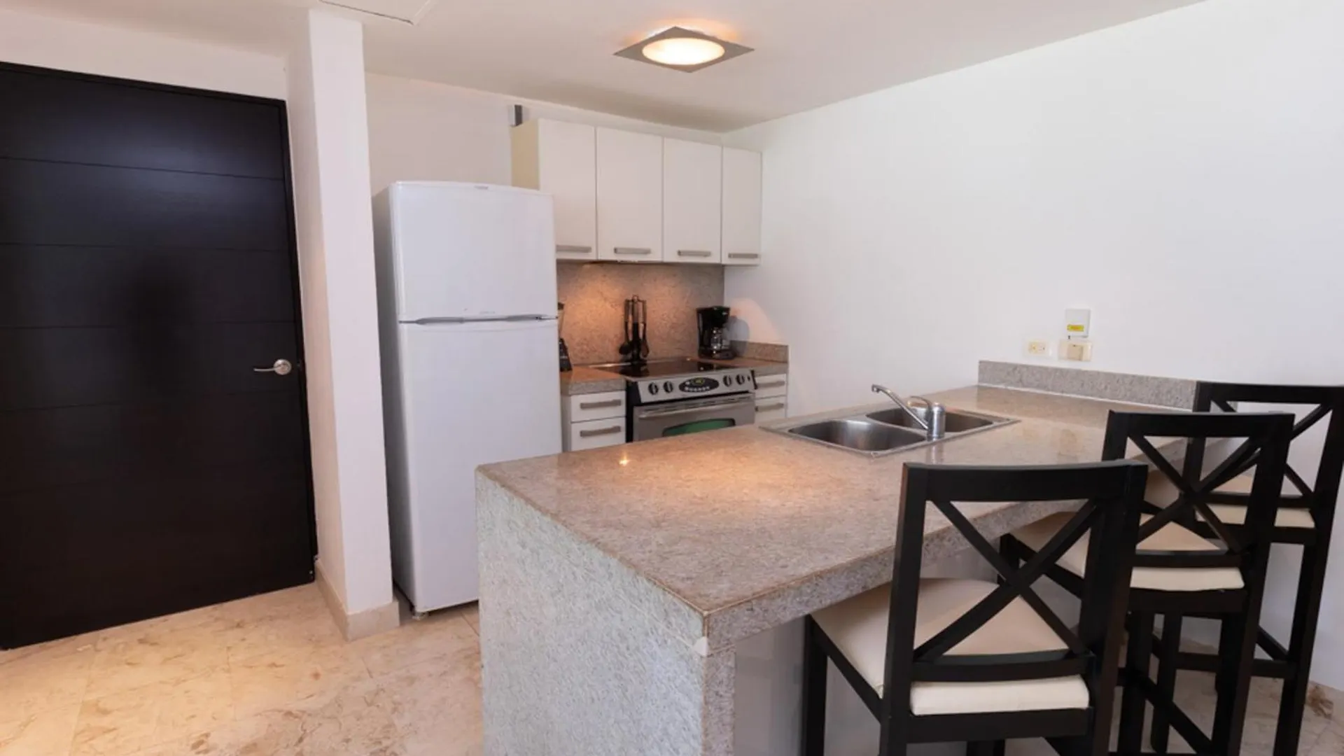 Apartment Elements Garden House 3 Condo Playa del Carmen